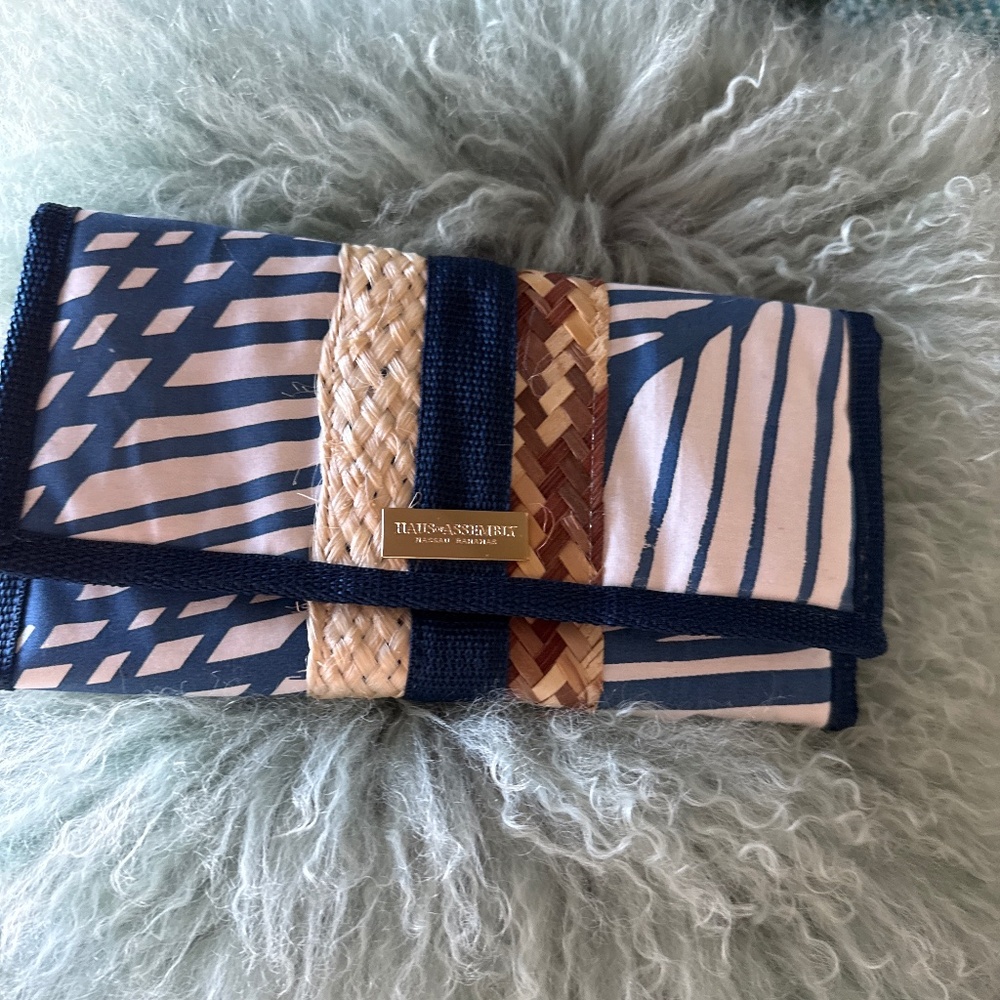 Summer Clutch